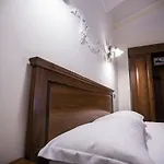 Hotel De Monti