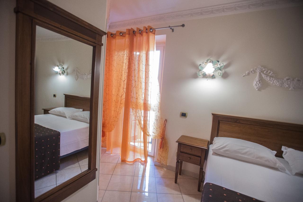 De Monti Hotel