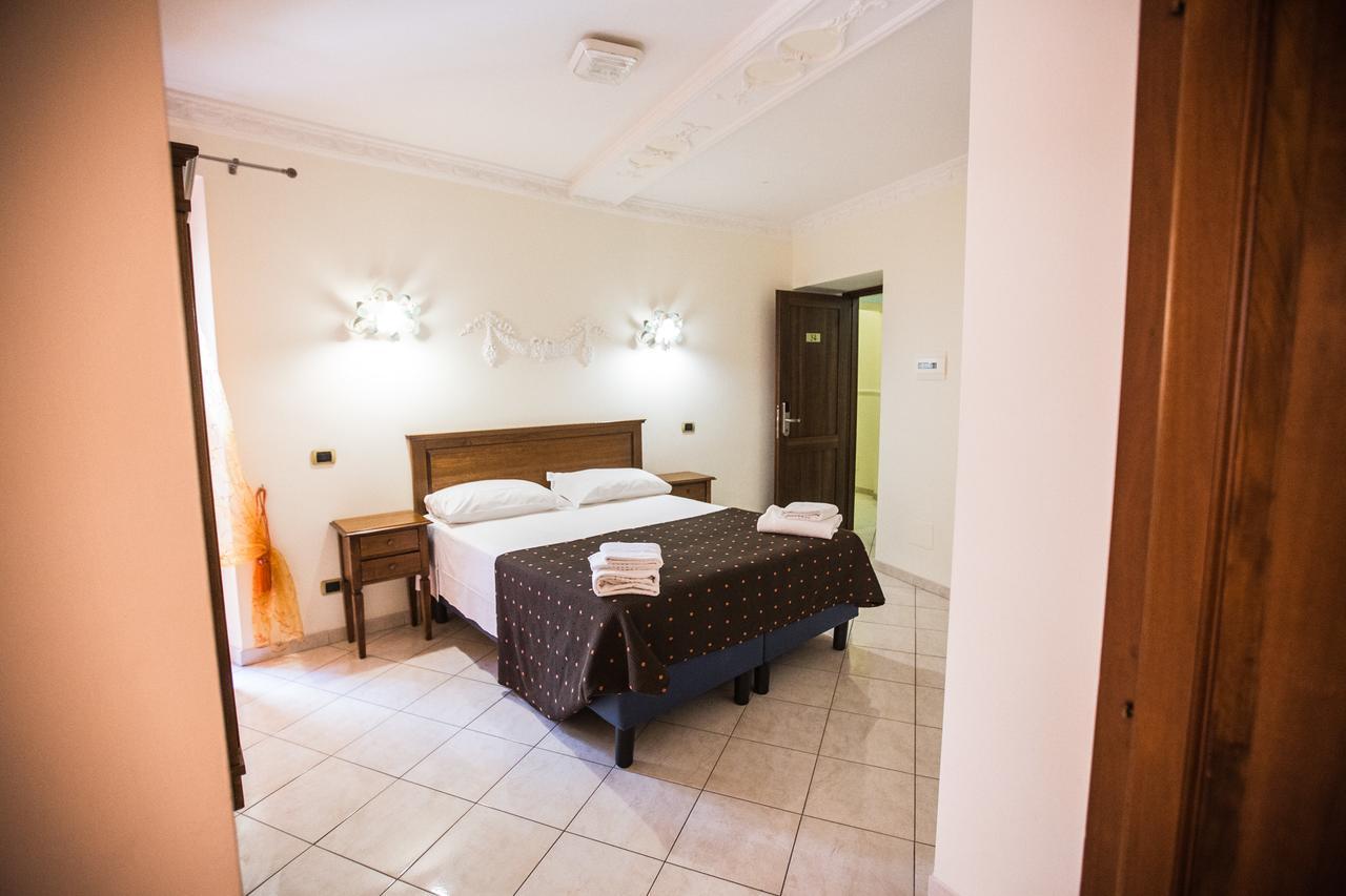 De Monti Hotel